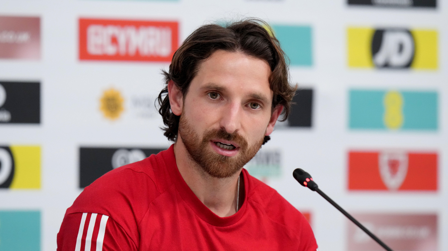 Joe Allen futbolu bırakıyor